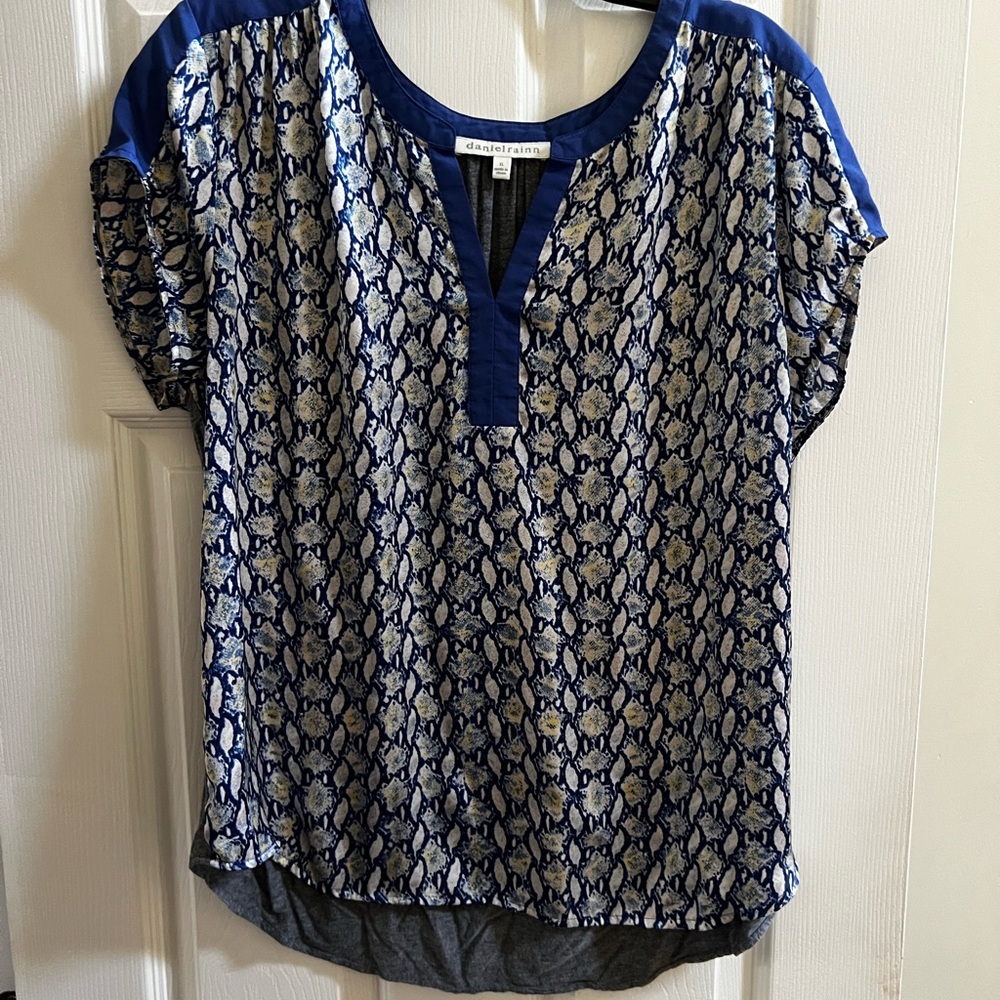 Blue and Gray Patterned Top